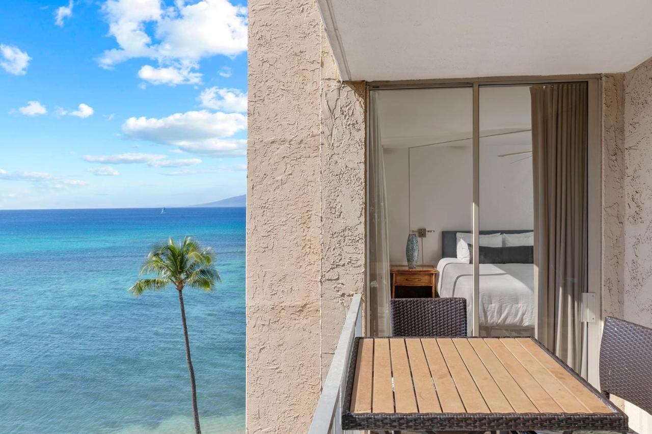 Incredible Beachfront 1Br - Sleeps 4 Awesome Location And In The Center Of Restaurants Many Beaches Golf And More Villa Kahana Exterior photo